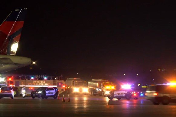 Airline Worker Dies in Accident at San Antonio International Airport>