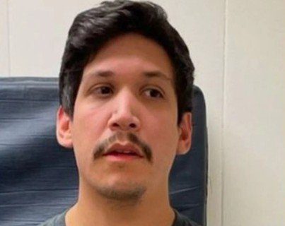 Former Corpus Christi Police Officer Pleads Guilty to Enticing 15-year-old Girl>