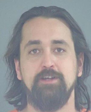 Bandera County Deputies Employ Chemical Munitions to Apprehend Wanted Man from Wisconsin>