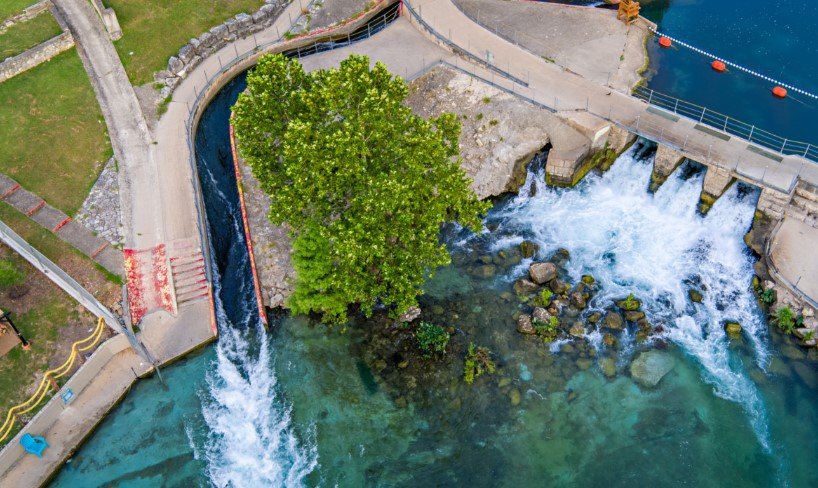 Tragedy at New Braunfels Tube Chute: 16-Year-Old Male Found Deceased>