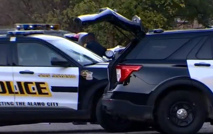 Pregnant Teen and Boyfriend Found Dead in San Antonio>