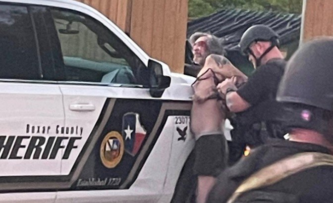 Bexar County Deputies Survive Intense Gunfire Standoff During Eviction>